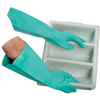 GREEN REUSABLE 18" NITRILE GLOVE UNLINED 22ml Medium (12pr) 