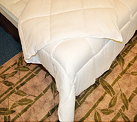 COMFORT T190 DUVET INSERTS SATIN EMBOSSED PATTERN HEAVY WEIGHT King-XL 105x95" 79oz microfiber 