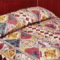 TREVIRA GOLD OASIS PATTERN King bedspread 120x115" 