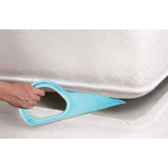 BED MADEEZ® BED MAKER AND MATTRESS LIFTER Packed 1 Lifter Tool Closeout was $32.95 NOW $24.95